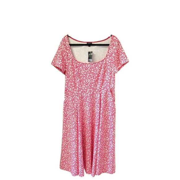 Torrid PLUS SIZE  Women's Beautiful Floral Midi Skater Dress. - Picture 1 of 14